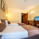Oak & Relax Hotel